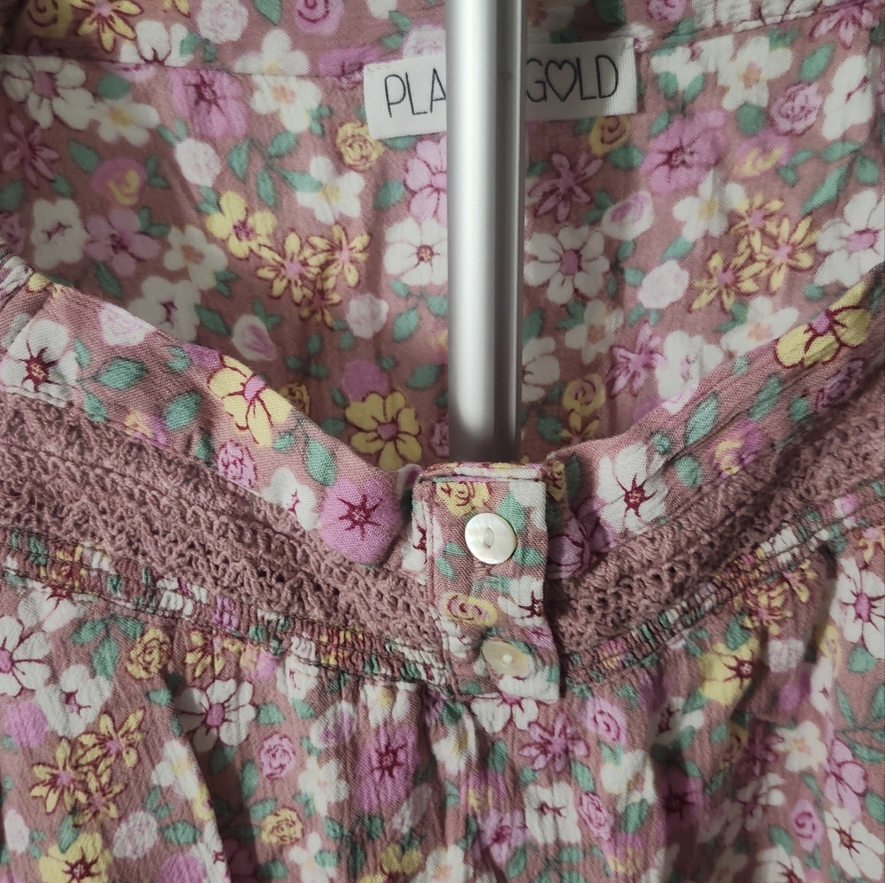 Floral Ruffle Sleeve Top - Picture 2 of 4